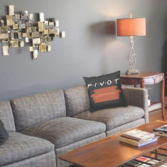 Friends Pivot Throw Pillow Case NWT in packaging - Picture 5 of 6